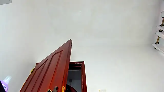 Z-O-E-Y online show from 30, 3, 2026