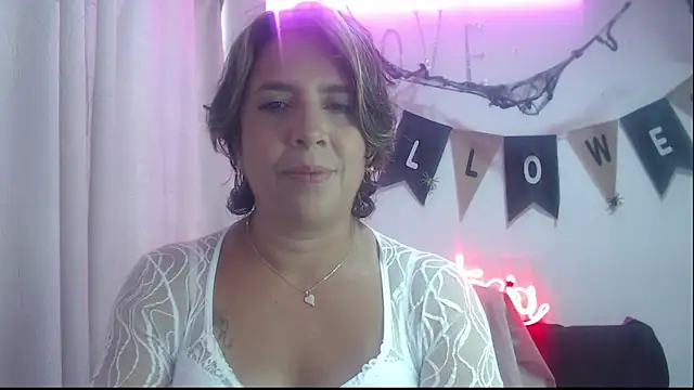 Victoria meester online show from 5, 10, 2025