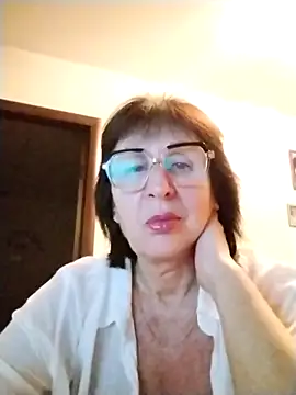 AlbinaXPretty online show from 16, 11, 2025