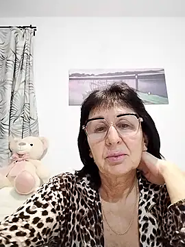 AlbinaXPretty online show from 10, 1, 2026