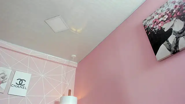 dolly zoe online show from 22, 9, 2025