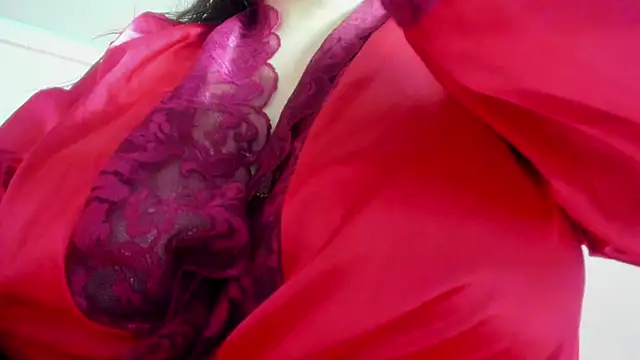 dolly zoe online show from 24, 10, 2025