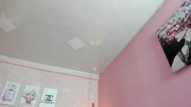 dolly zoe online show from 15, 9, 2025