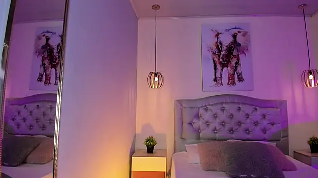 ayshel   online show from 10, 11, 2025