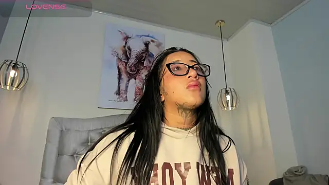 ayshel   online show from 10, 7, 2026