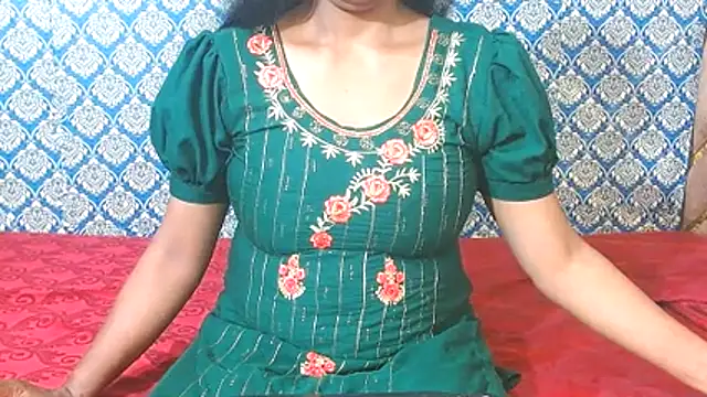 nikitahot3 online show from 26, 3, 2026