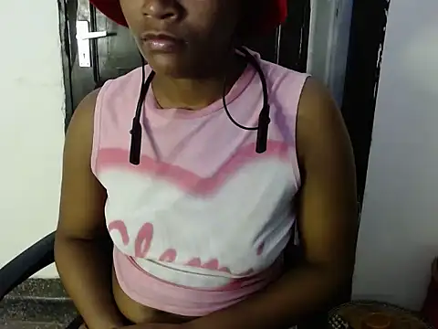 savage laura online show from 5, 12, 2025