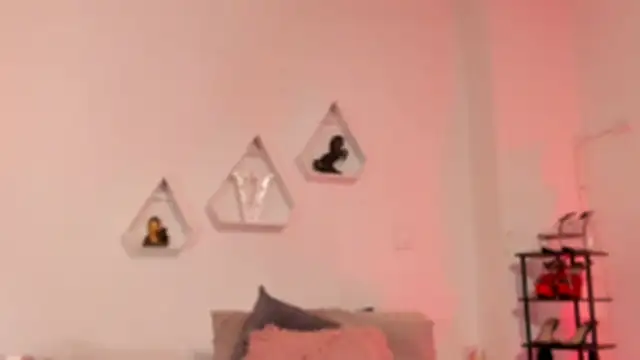 valerycolins online show from 14, 1, 2026