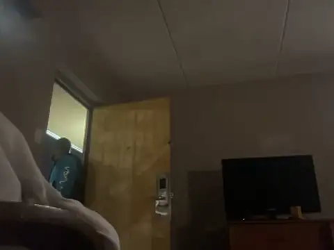 Stressreliever82 online show from 4, 4, 2026