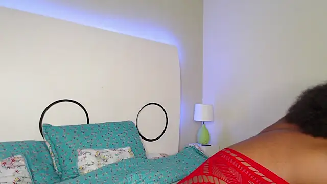 MichaelaCox online show from 5, 11, 2025