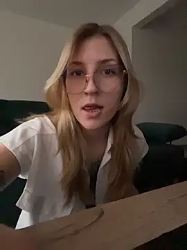 Dakotaa  online show from 21, 12, 2025