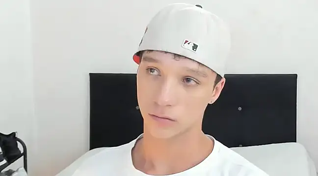 angelcortes online show from 26, 1, 2025