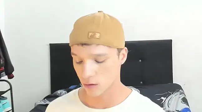 angelcortes online show from 16, 1, 2025