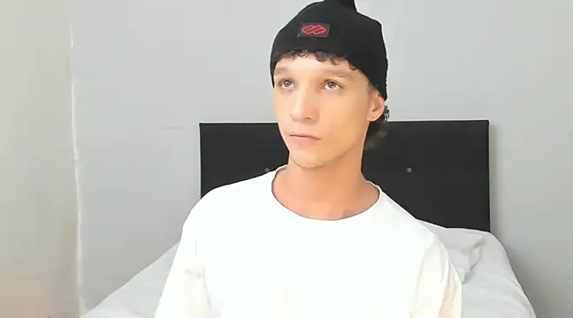 angelcortes online show from 13, 3, 2025