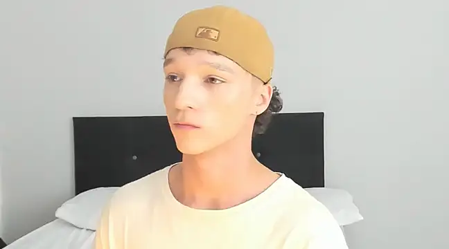 angelcortes online show from 1, 3, 2025