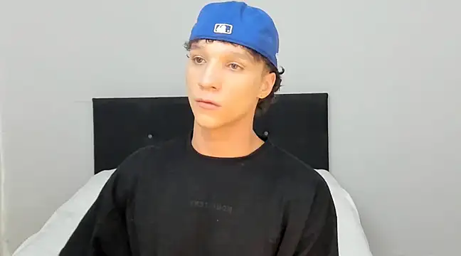 angelcortes online show from 14, 3, 2025