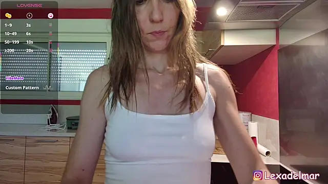 Snapshot of Lexa_del_mar chatting on 27, 5, 2026 Lexa del mar online show from 27, 5, 2026