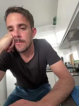 julian333 online show from 20, 3, 2025