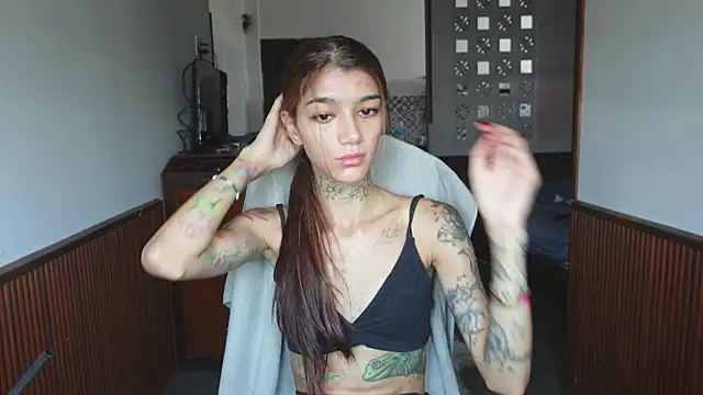 vinkitinkii online show from 4, 4, 2026