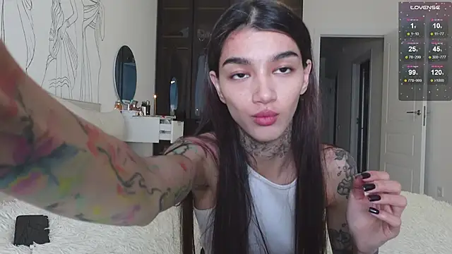 vinkitinkii online show from 8, 11, 2025