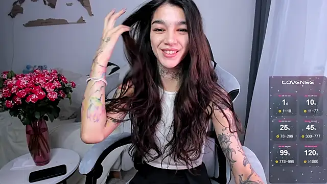 vinkitinkii online show from 28, 9, 2025