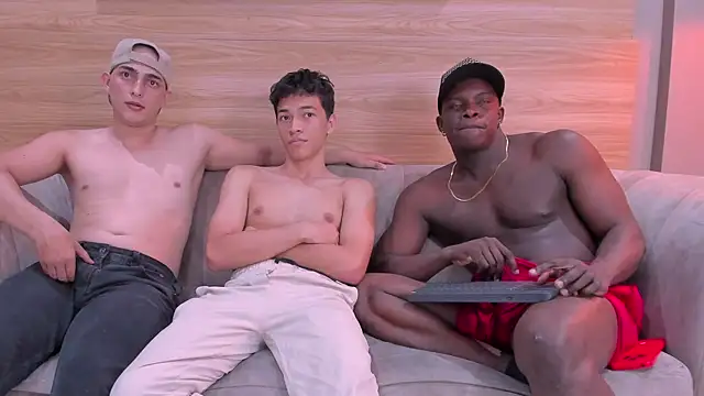 hot  guys  online show from 1, 4, 2026