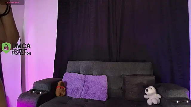 yungelitamor  online show from 3, 5, 2026