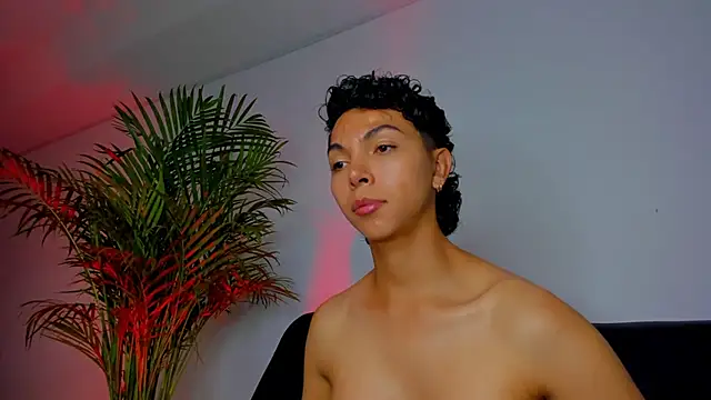 xhenisa  online show from 20, 11, 2025