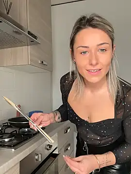 petrouchkaaa  online show from 15, 1, 2026