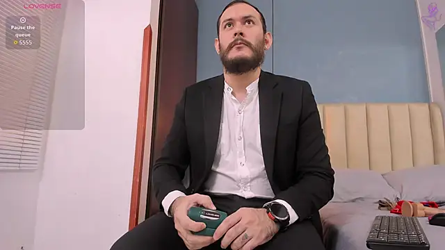 jeanpiere  online show from 14, 12, 2025