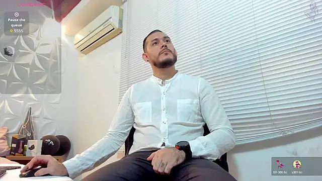 jeanpiere  online show from 31, 10, 2025