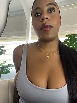 charlotteeruss online show from 7, 11, 2025