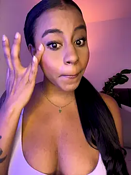 charlotteeruss online show from 9, 10, 2025