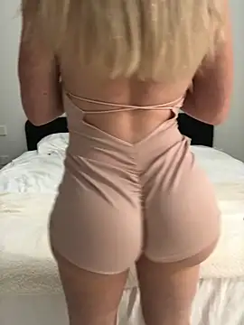 StacyJuly online show from 7, 2, 2025