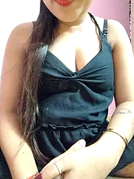 Snapshot of Roshni_98 chatting on 17, 6, 2026 Roshni 98 online show from 17, 6, 2026