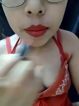 Snapshot of Roshni_98 chatting on 7, 7, 2026 Roshni 98 online show from 7, 7, 2026