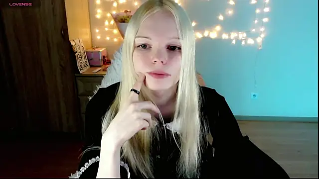 Emily Nyaffee online show from 27, 2, 2025