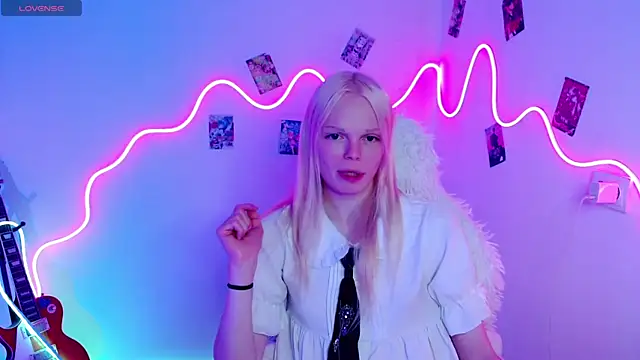 Emily Nyaffee online show from 4, 10, 2025