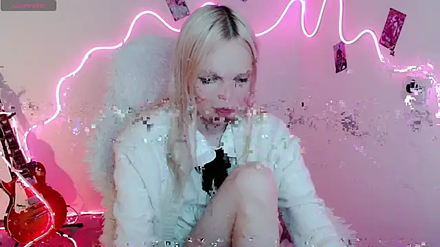 Emily Nyaffee online show from 23, 9, 2025