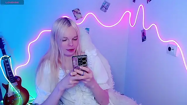 Emily Nyaffee online show from 3, 11, 2025