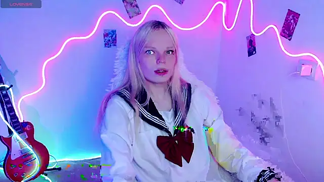 Emily Nyaffee online show from 27, 9, 2025