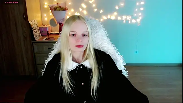 Emily Nyaffee online show from 1, 3, 2025