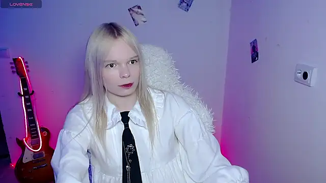 Emily Nyaffee online show from 8, 3, 2026