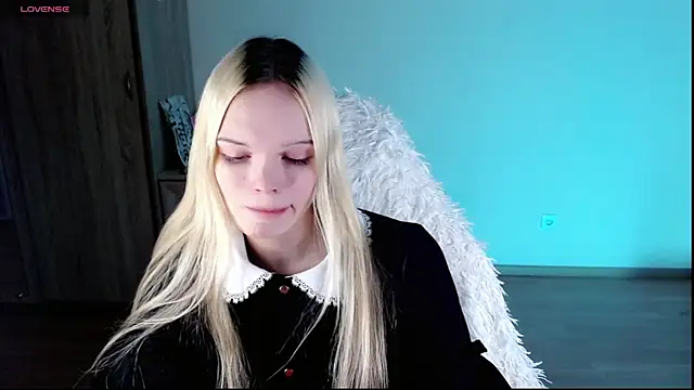 Emily Nyaffee online show from 11, 2, 2025