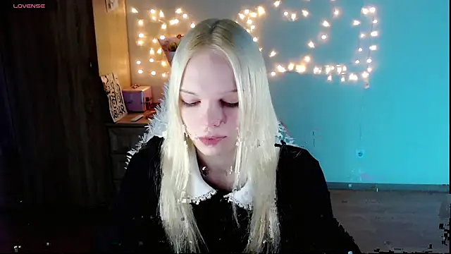 Emily Nyaffee online show from 26, 2, 2025