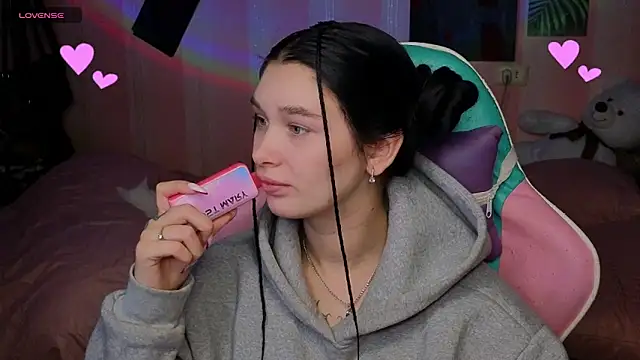 Amanda Tender online show from 3, 11, 2025