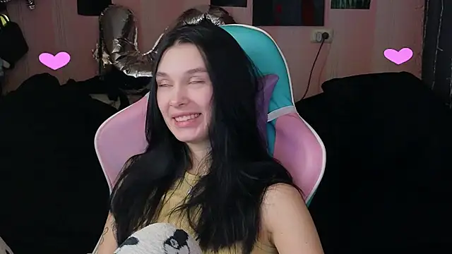 Amanda Tender online show from 2, 2, 2025