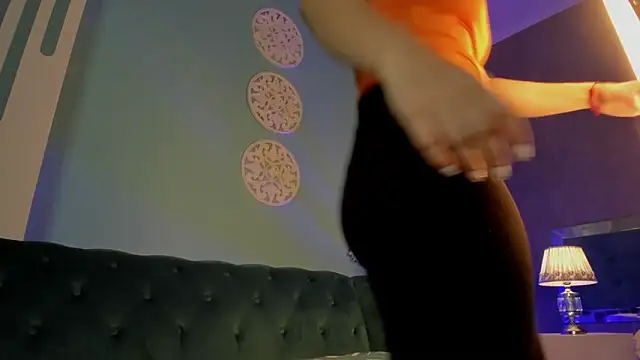 KarlynHoliss online show from 9, 12, 2024