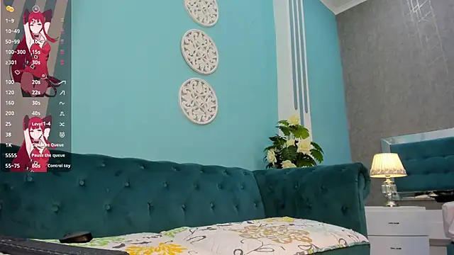 KarlynHoliss online show from 10, 12, 2024