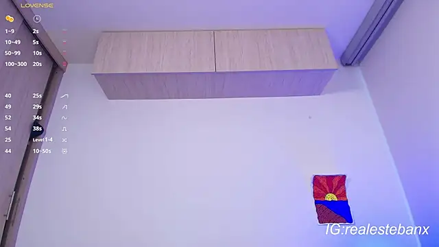 Snapshot of Esteban_Knight chatting on 29, 9, 2025 Esteban Knight online show from 29, 9, 2025